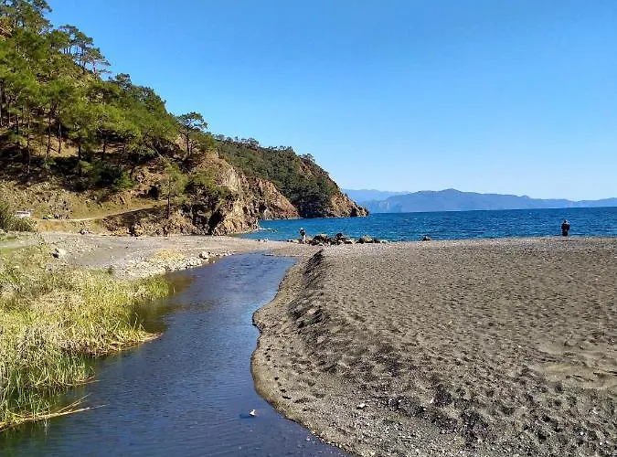 ホテル Adahan Family Gocek ギョジェク